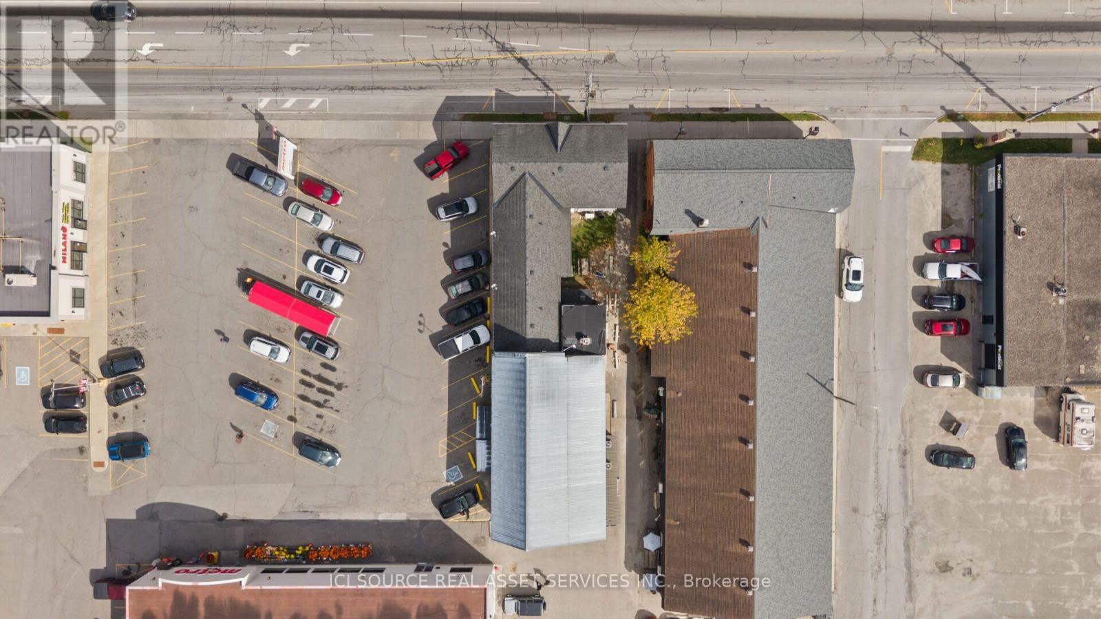 48 Wilson Street West — photo 36