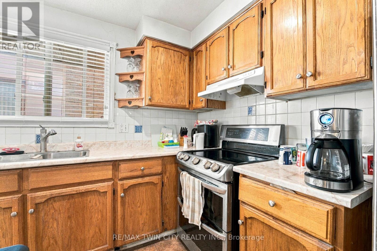 170 Sunset Boulevard, Cambridge, ON photo 15