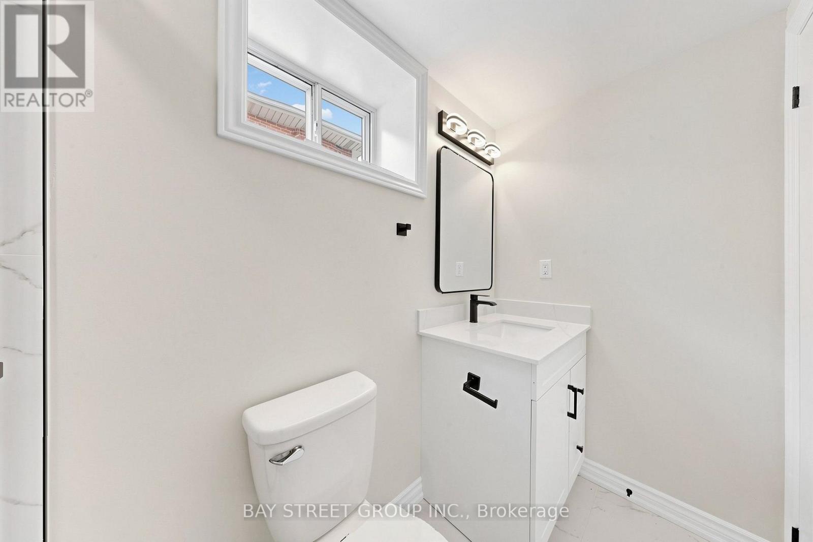 28 Warren Avenue — photo 13