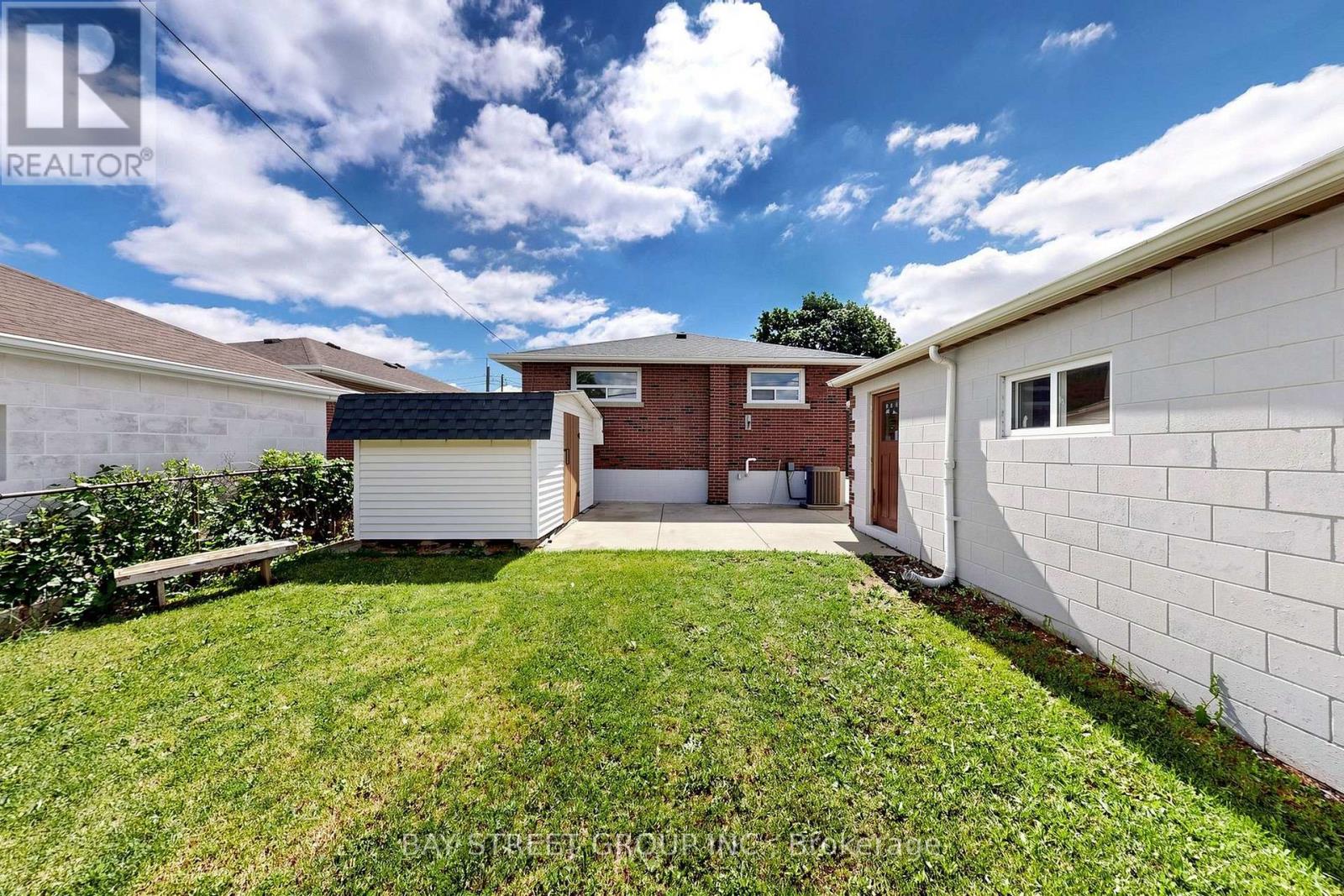 28 Warren Avenue — photo 16