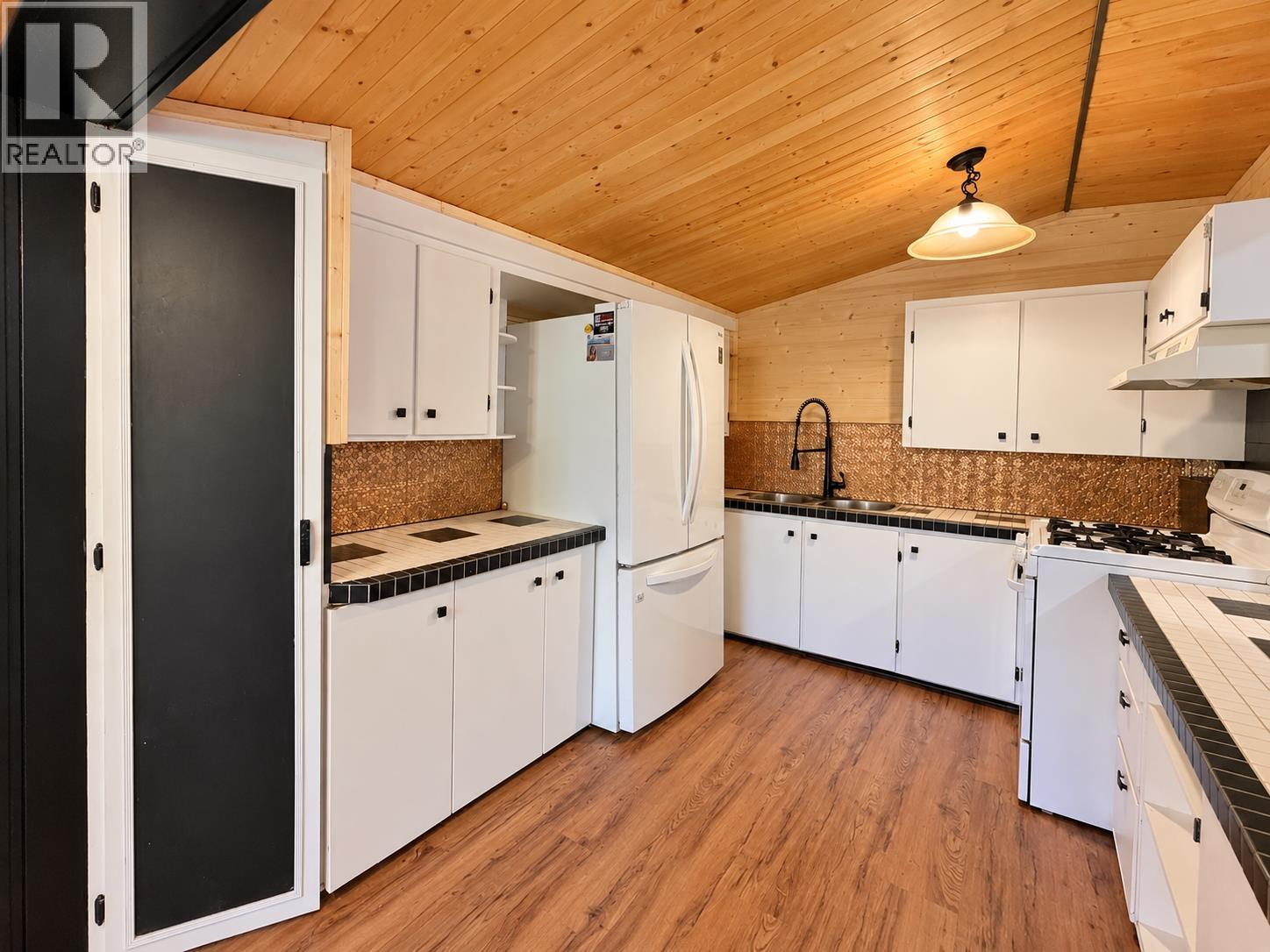 4847 TIMOTHY LAKE ROAD - 10