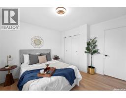 4pc Bathroom - 5004 1st Avenue, Regina, SK S4T0A5 Photo 9
