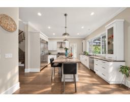 13756 18 Avenue, Surrey, BC V4A1W4 Photo 12