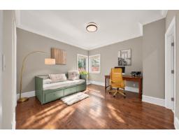 13756 18 Avenue, Surrey, BC V4A1W4 Photo 30