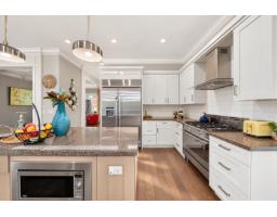 13756 18 Avenue, Surrey, BC V4A1W4 Photo 14