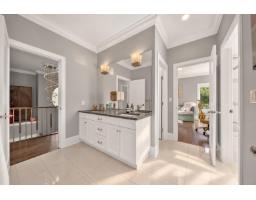 13756 18 Avenue, Surrey, BC V4A1W4 Photo 31