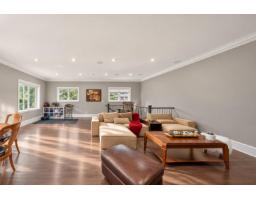 13756 18 Avenue, Surrey, BC V4A1W4 Photo 35