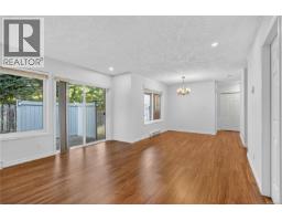 9 3966 Cedar Hill Cross Rd, Saanich, BC V8P5R4 Photo 13