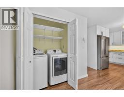 9 3966 Cedar Hill Cross Rd, Saanich, BC V8P5R4 Photo 21