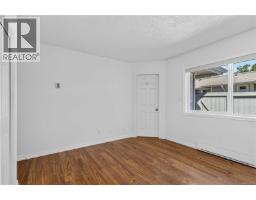 9 3966 Cedar Hill Cross Rd, Saanich, BC V8P5R4 Photo 28