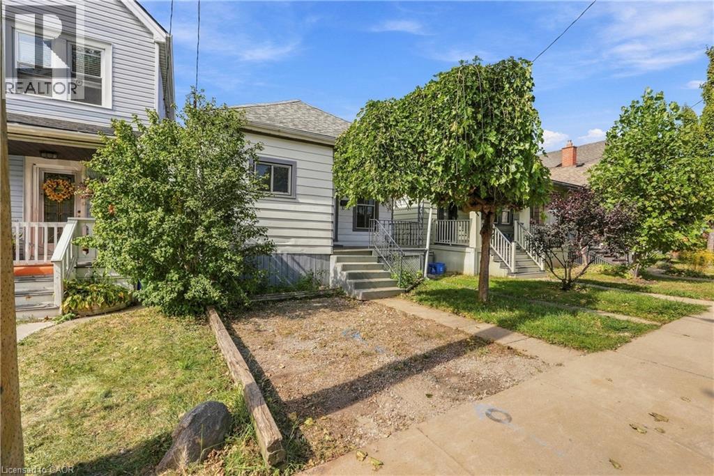 77 Province Street North