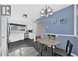 112 Queensland Place SE - photo 12