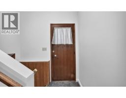 112 Queensland Place SE - photo 22