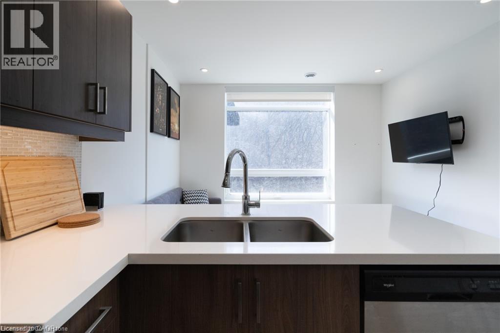 455 Charlton Avenue — photo 16
