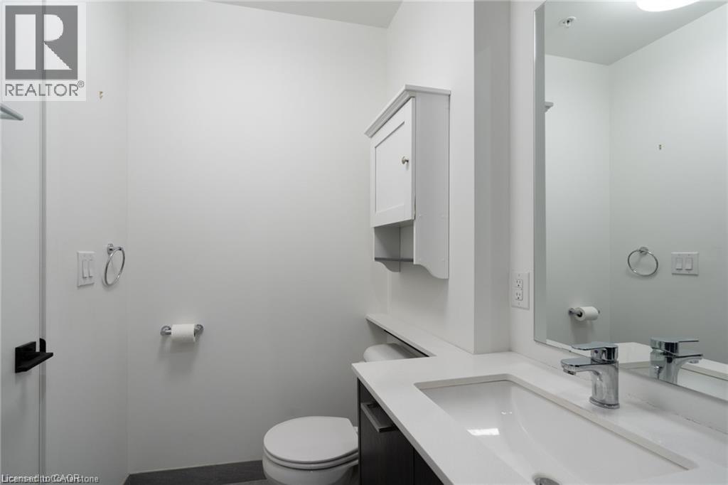 455 Charlton Avenue — photo 8
