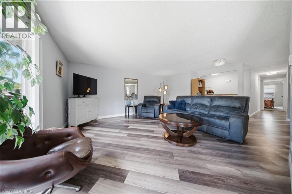 43 Ruffian Road — photo 12