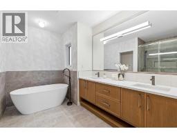 Bedroom - 1637 Bowness Road Nw, Calgary, AB T2N3K1 Photo 18