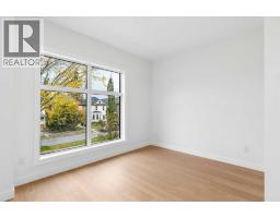 5pc Bathroom - 1637 Bowness Road Nw, Calgary, AB T2N3K1 Photo 22