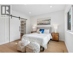 Bedroom - 1637 Bowness Road Nw, Calgary, AB T2N3K1 Photo 16