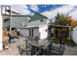407 11 Street NE - photo 23