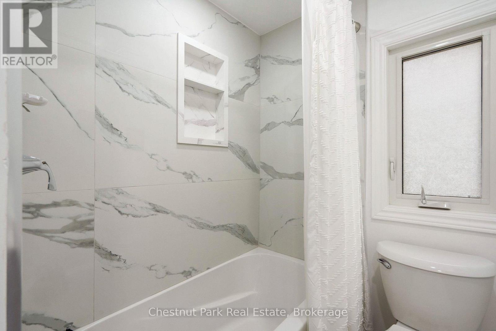 31 Bush Street — photo 41