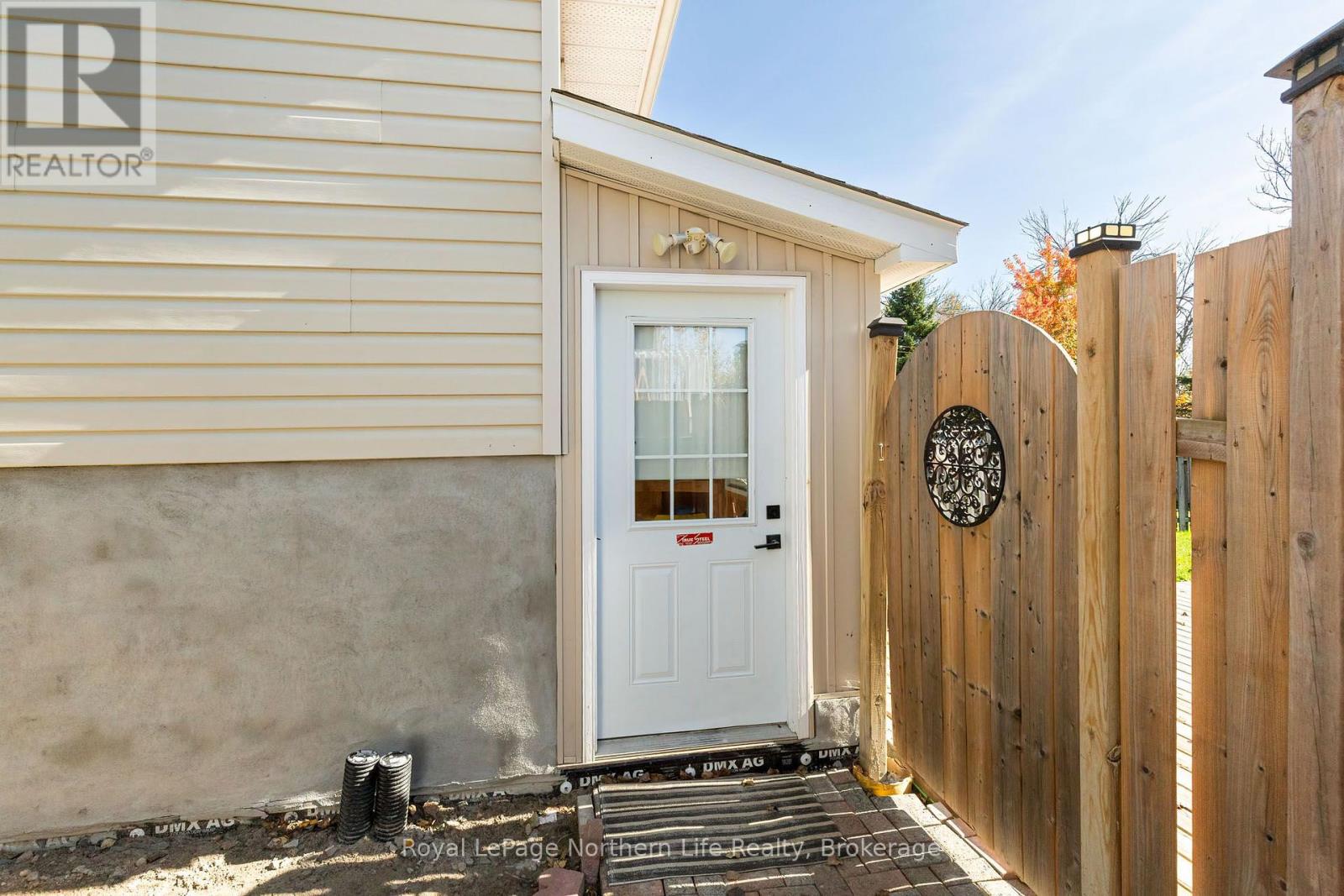 511 BROMLEY AVENUE - Image 31