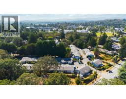 9 3966 Cedar Hill Cross Rd, Saanich, BC V8P5R4 Photo 51