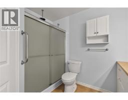 9 3966 Cedar Hill Cross Rd, Saanich, BC V8P5R4 Photo 30
