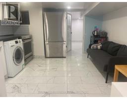 Kitchen - 301 Dupont Street, Toronto, ON M5R1W1 Photo 8