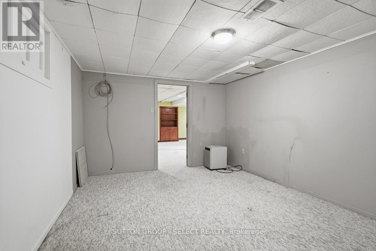40 David Street — photo 33