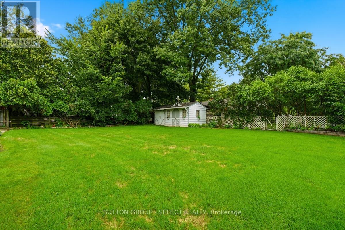 40 David Street — photo 41