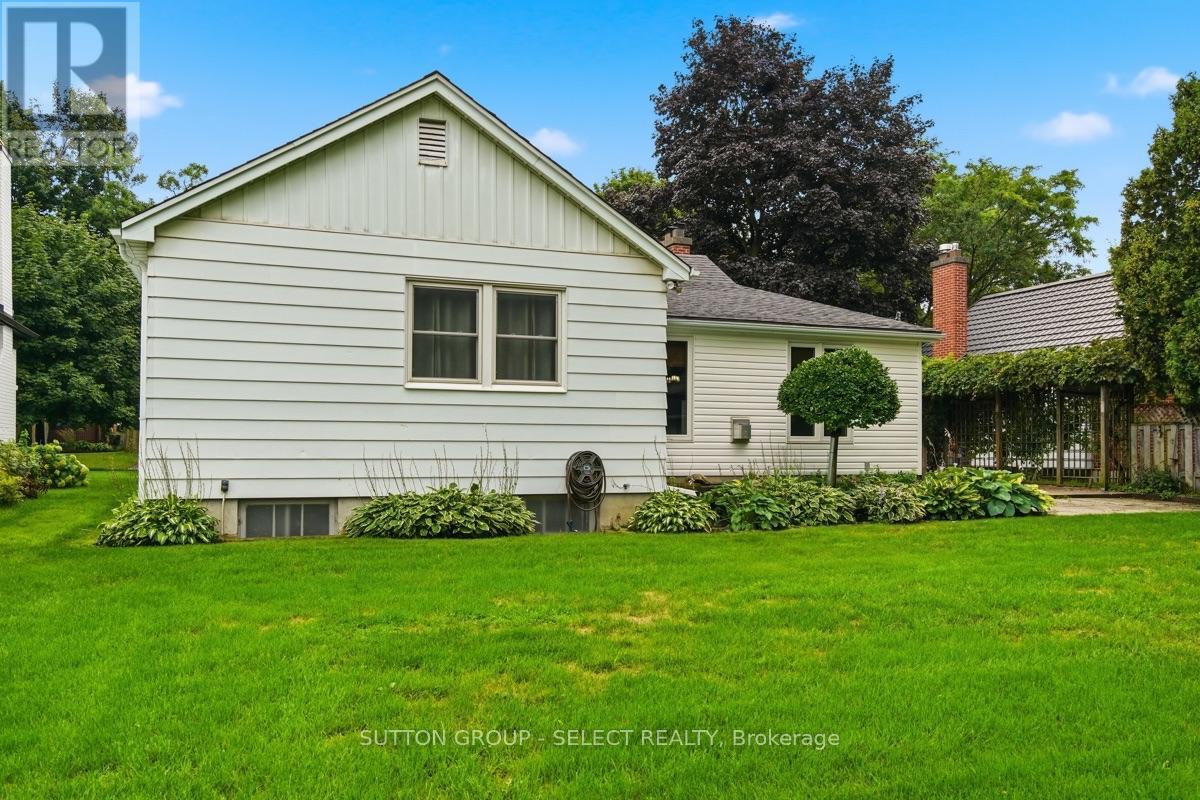 40 David Street — photo 43