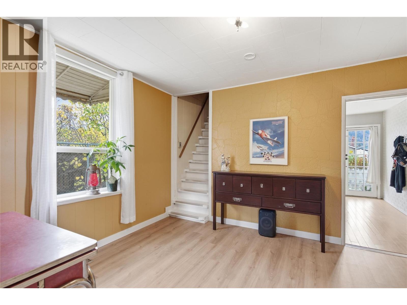 2276 Coldwater Avenue - 7