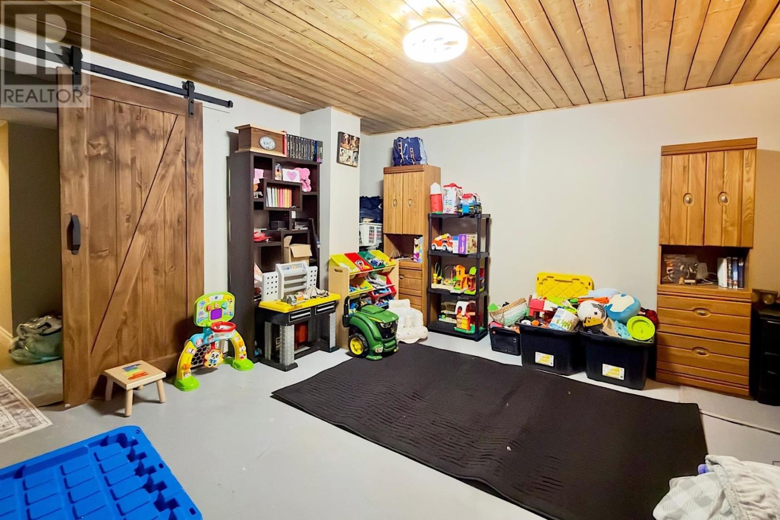 51 Alden Rd — photo 22