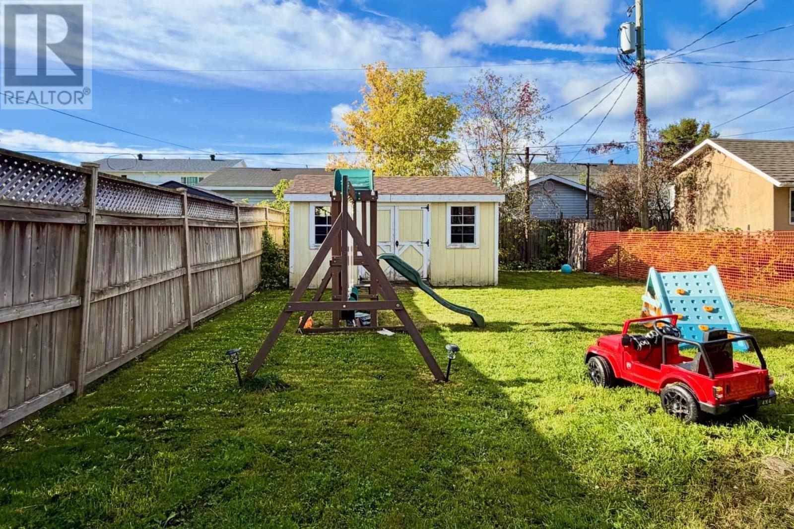 51 Alden RD - 29