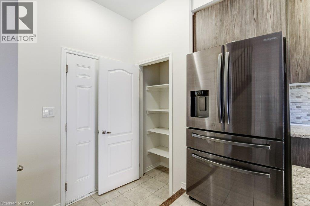 80 Oaktree Drive — photo 22