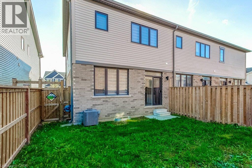 80 Oaktree Drive — photo 43
