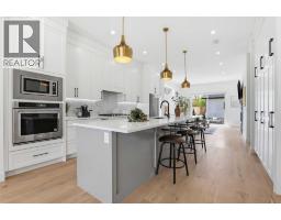 2635 34 Street SW - photo 6