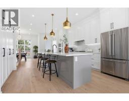 2635 34 Street SW - photo 7