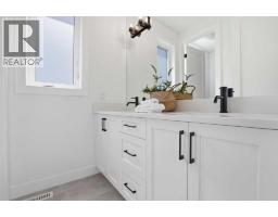 2635 34 Street SW - photo 25