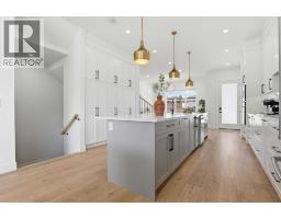 2635 34 Street SW - photo 9