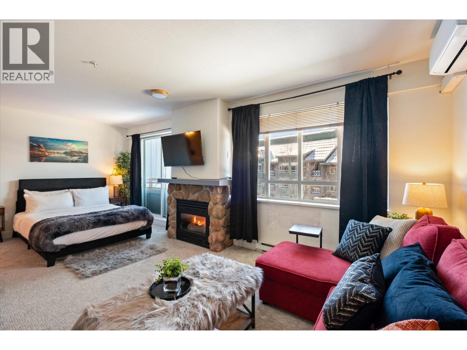 425 4314 MAIN STREET, Whistler - Image 1