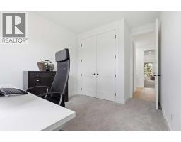 2635 34 Street SW - photo 28