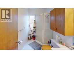 1136 Yorston Avenue, Quesnel, BC V2J3B4 Photo 12