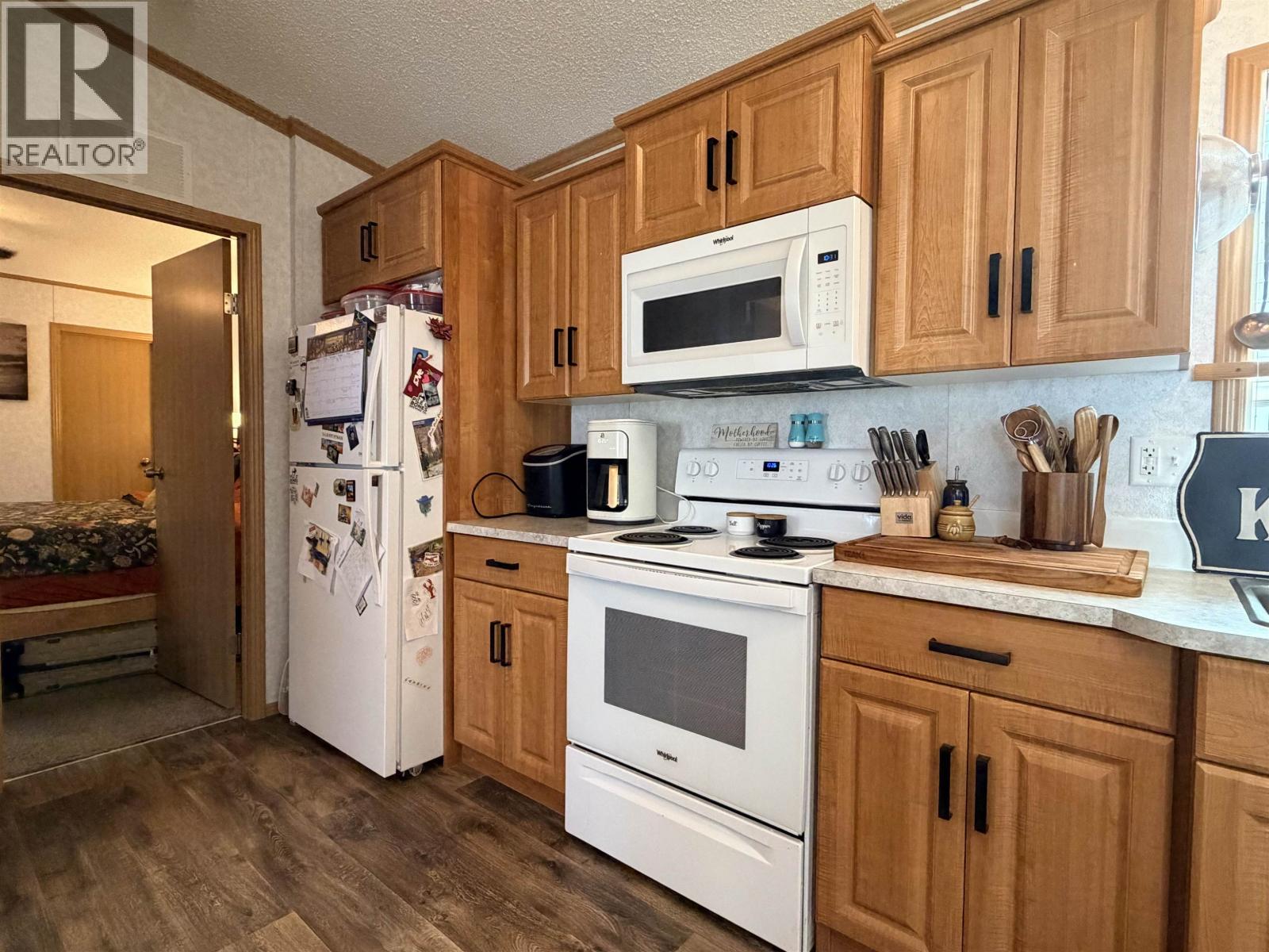 #63 770 ELEVENTH AVENUE - 3