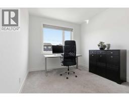 2635 34 Street SW - photo 27