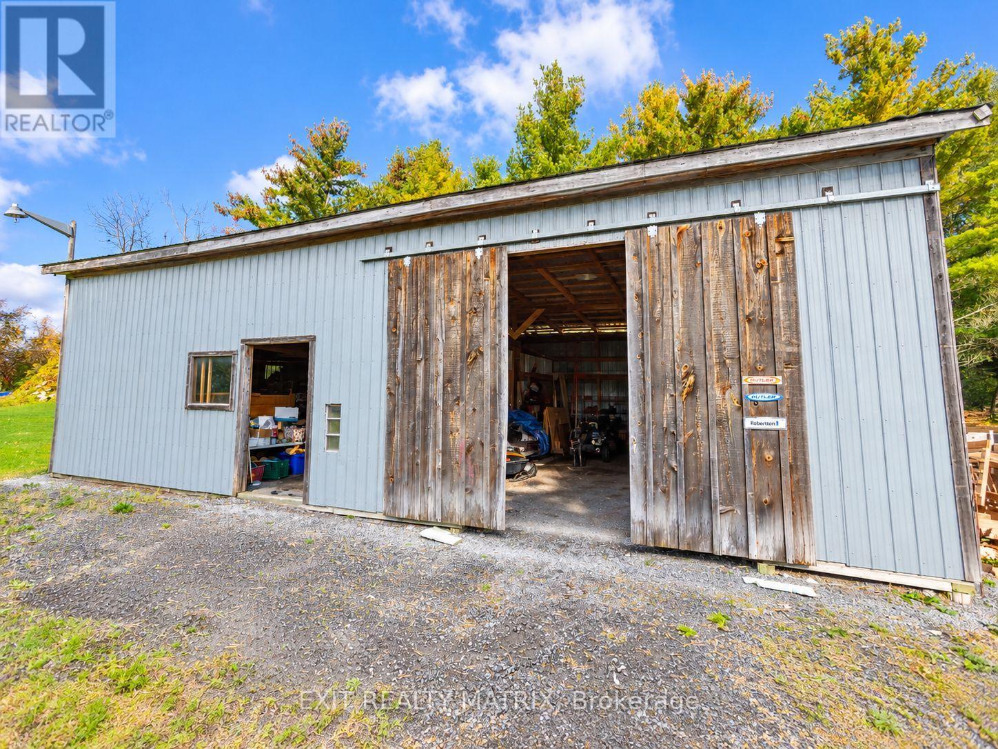 18113 Glen Falloch Road — photo 40