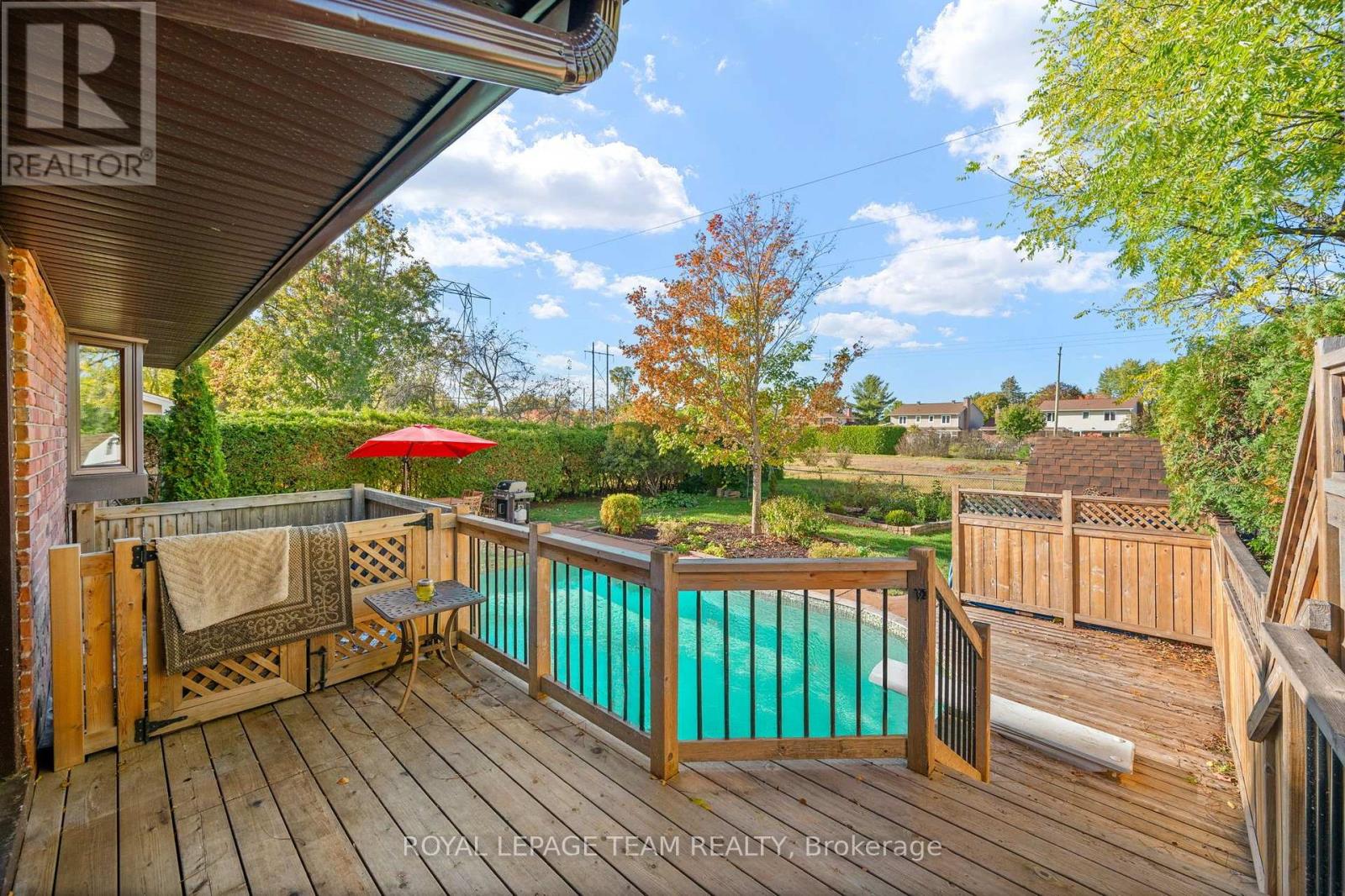 19 PARKLAND CRESCENT - 20