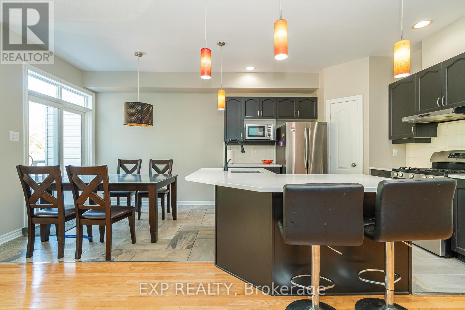 441 Foxhall Way — photo 8