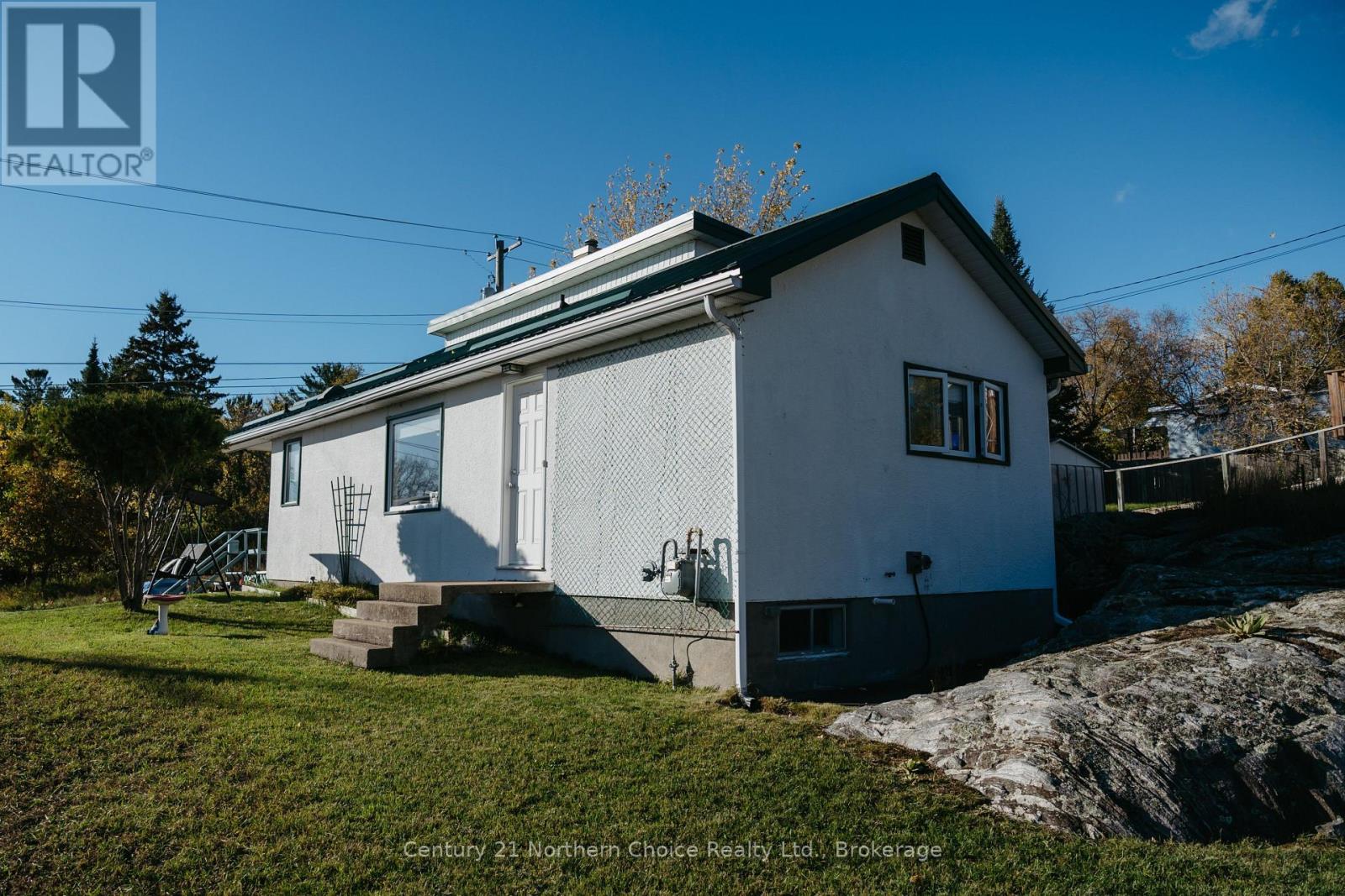 100 Regina Avenue